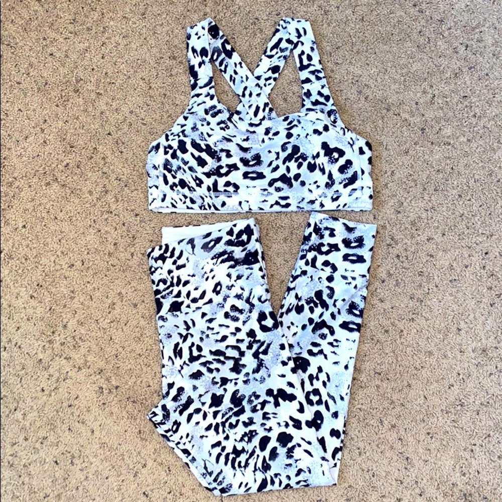 Leggings (M) & Sports Bra (L) Set